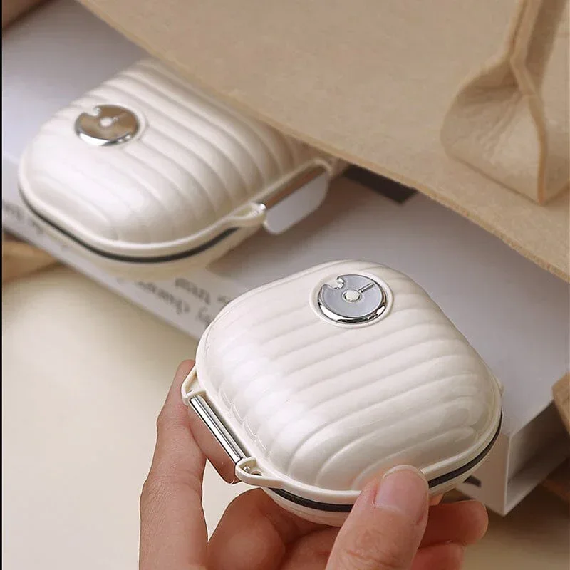 תיבת תרופות ניידת קטנה לאחסון תרופות בשבוע (לטיולים 7 ימים)