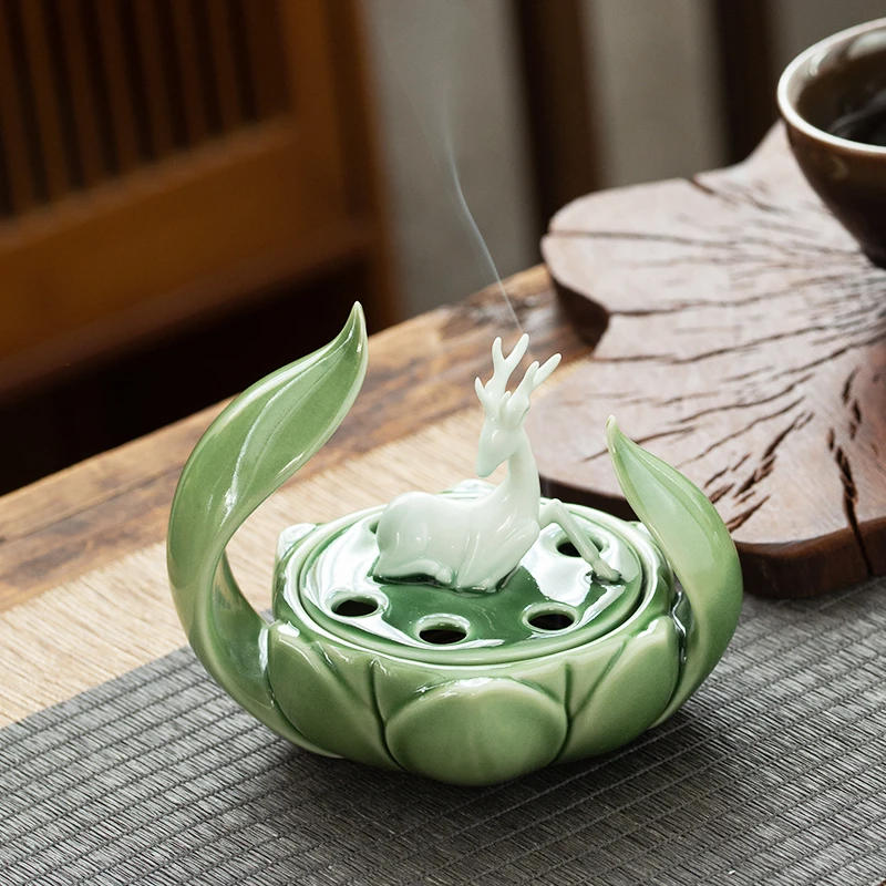 A deer Liansheng ceramic aromatherapy stove household interior decoration ornaments