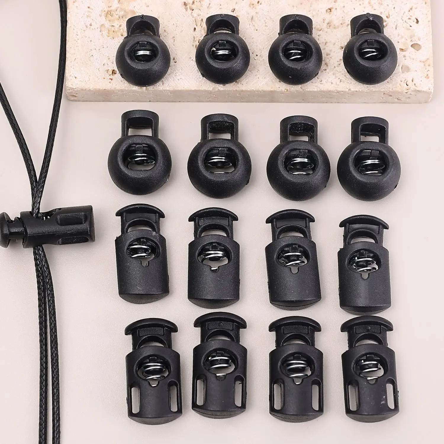 10/20Pc Cord Lock Plastic Stopper Cord Ends Toggles Clip Buckle Button Black Spring Toggle Stopper DIY Bag Clothing Accessories