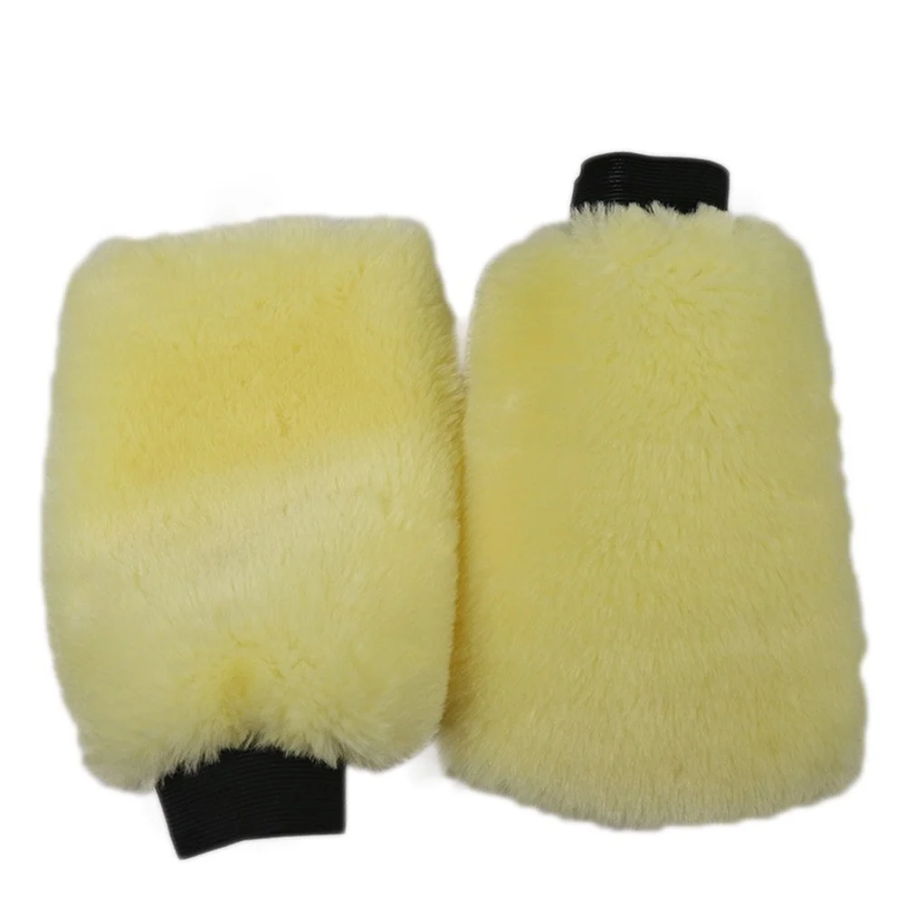 Two-Function Car Wash Glove Designed for Pre-Wash Soak Application and Post-Rinse Drying and Polishing Actions