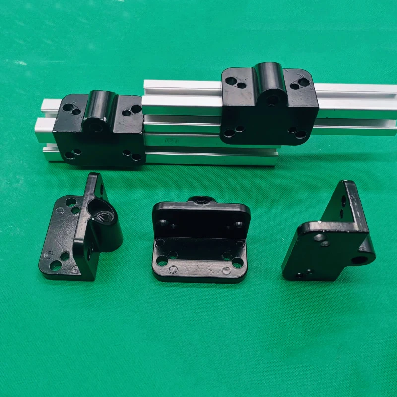 3030/4040 Perfil de aluminio de fijación de ruedas de cara final de conector de pie universal