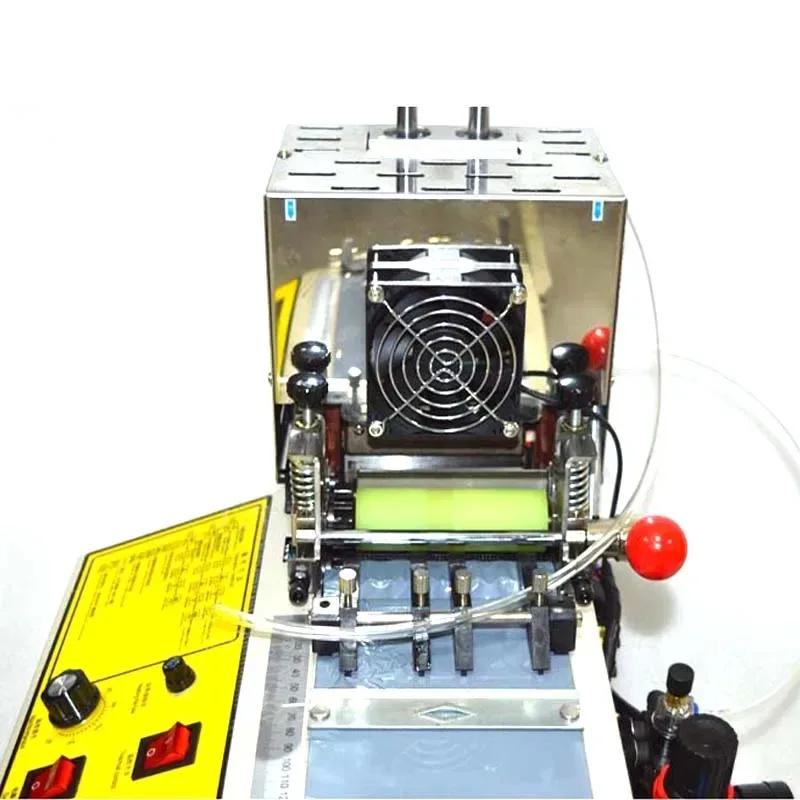 Xq-988 Automatic Computer System Cutting Machine Automatic Storage Cutting Machine Brand New Automatic Discharge