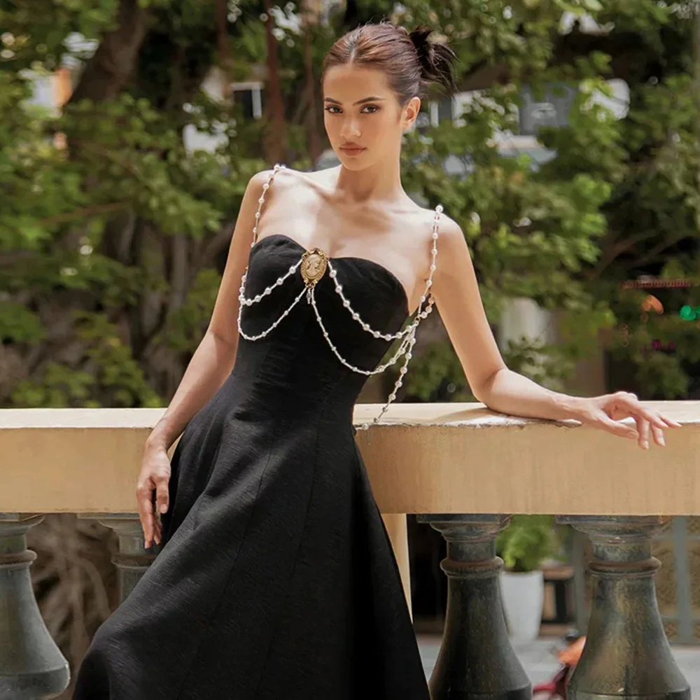 

Cross-Border Crystal Rhinestone Hollow out Strapl Air Layered Dr Sexy mid Waist Polyester Fabric No Sve Thi Winter