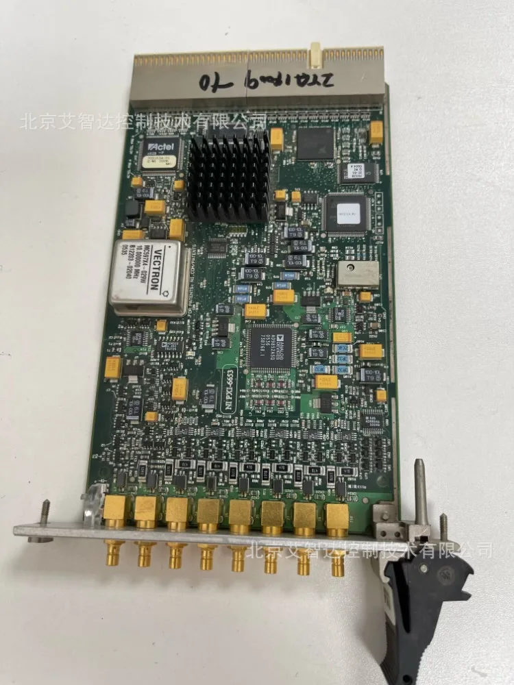 NI PXI-6653 Multi-chassis PXI Synchronization Module