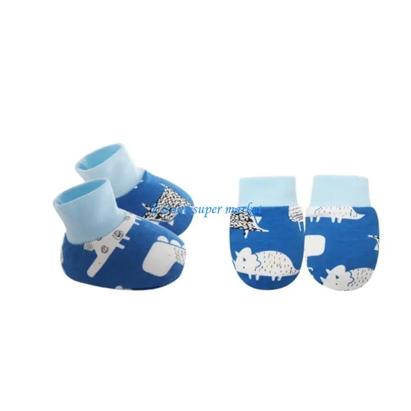 090B Color Randomly Shipped Baby Mittens and Socks Set for Infants 0-6 Months 1 Pair