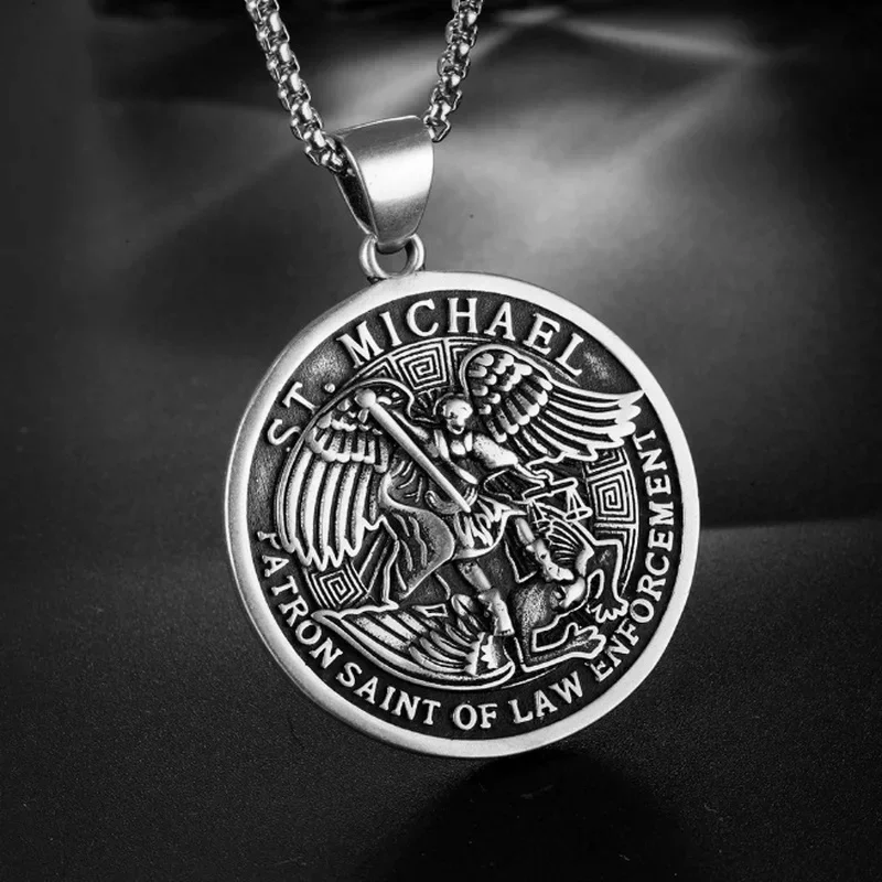 Retro Archangel St. Michael Sword Round Coin Pendant Necklace Men's Punk Trend Cool Amulet Jewelry