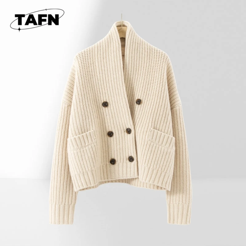 

100% Wool High-Quality Wool Sweater for Women, Perfect for Layering in Fall & Winte Classic Crew Neck Timeless Design AK1129