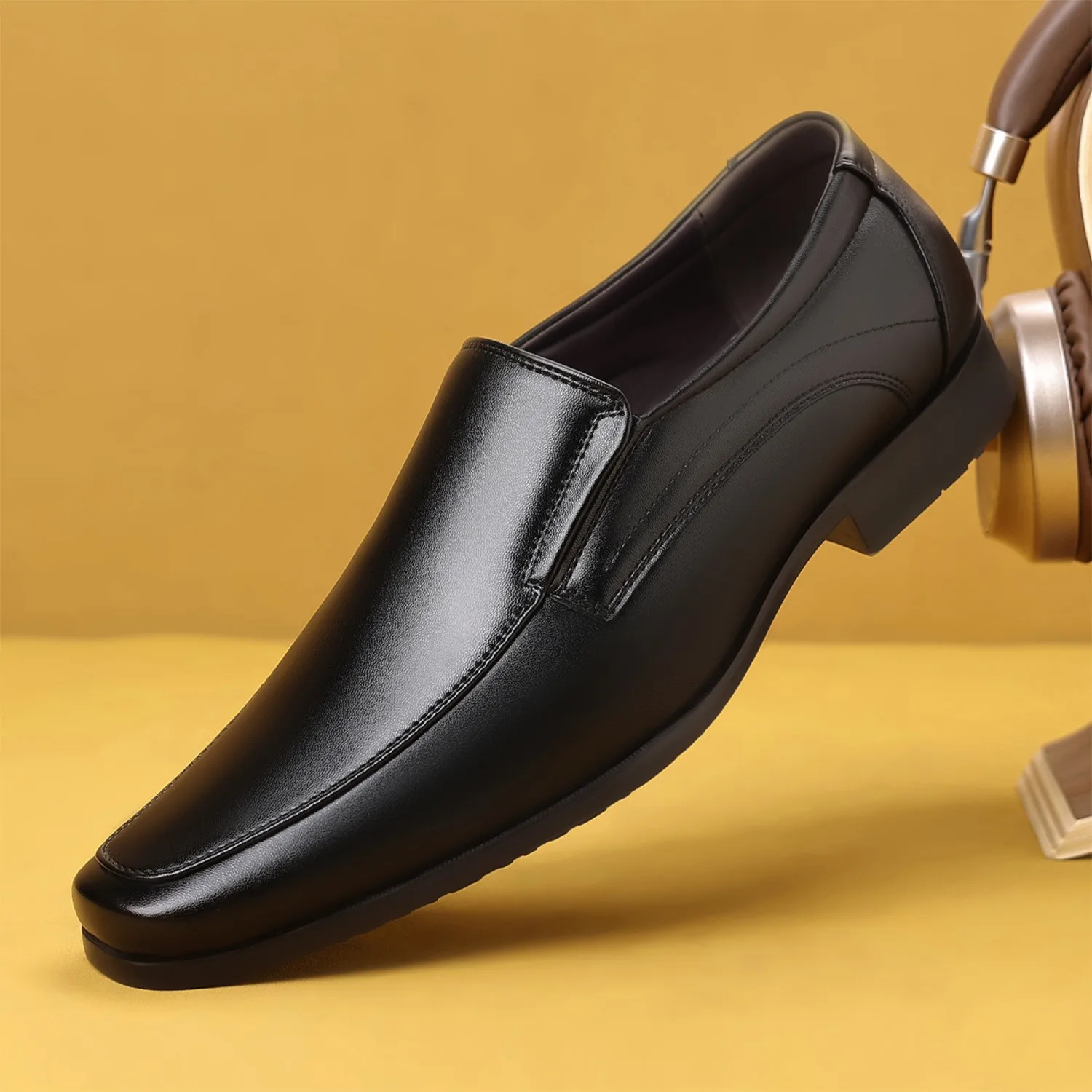 

Men's Casual Shoes New Fashion Men Trendy Luxury Loafers Moccasins Mens Light Comfortable Driving Wedding Flats