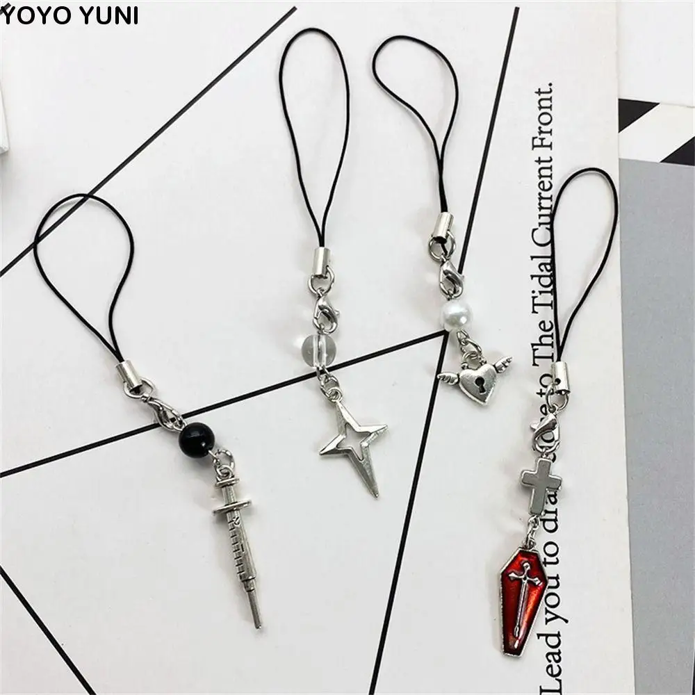 

Kawaii Handmade Phone Lanyard Cool Girl Bag Charms Y2k Cool Girl Pink Chain Star Phone Charms Cellphone Strap Phone Pendant