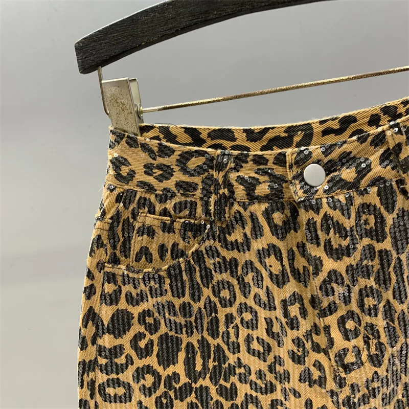 [ZOCI] Western Leopard Print Girl Style Denim Skirt Women Summer New Versatile A-line Hip Hugging Short