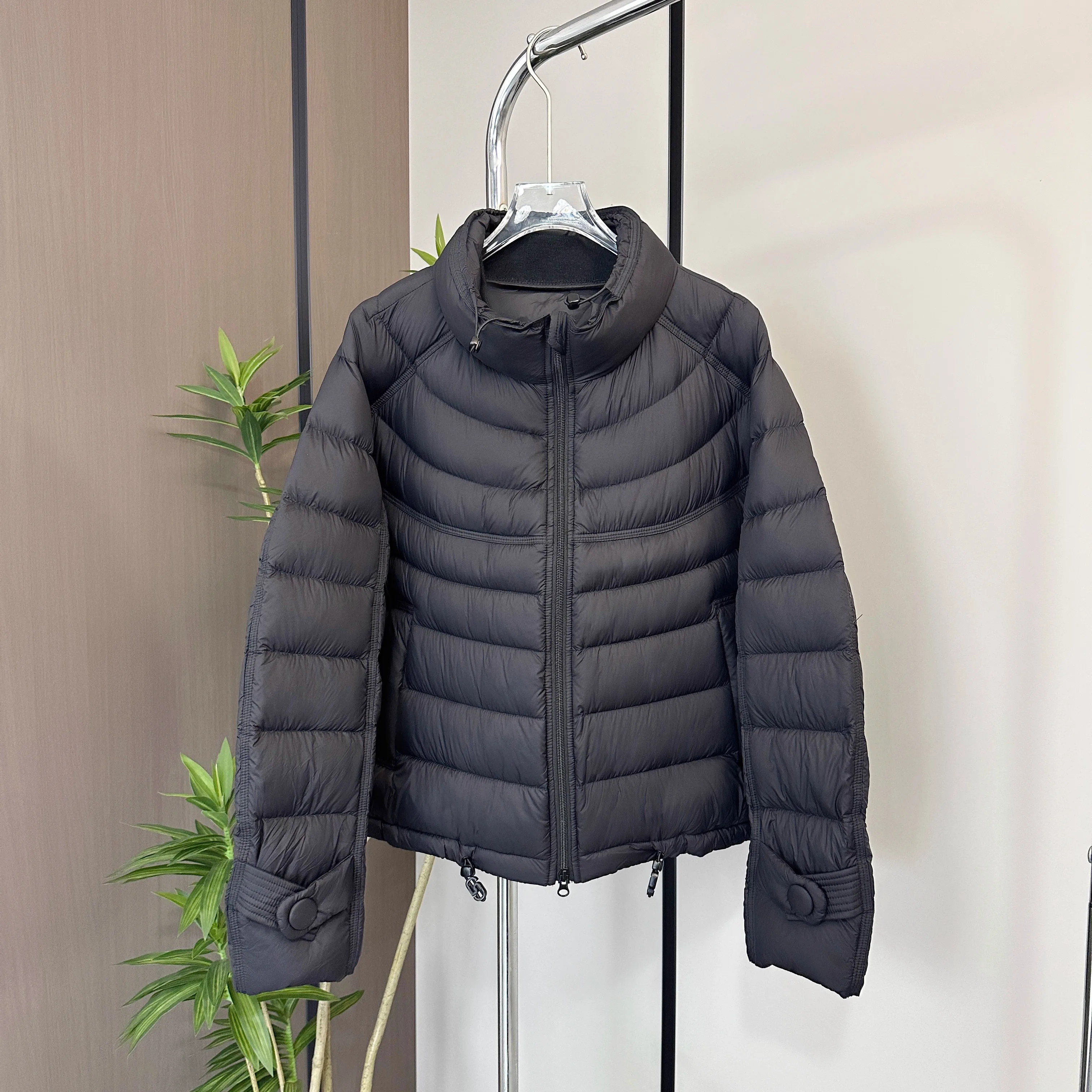 مبطن مضلع قصير فضفاض المرأة سترة منتفخة الوقوف طوق يندبروف مقاوم للماء خفيفة الوزن سحابة مثل الشتاء الدافئة أسفل معطف