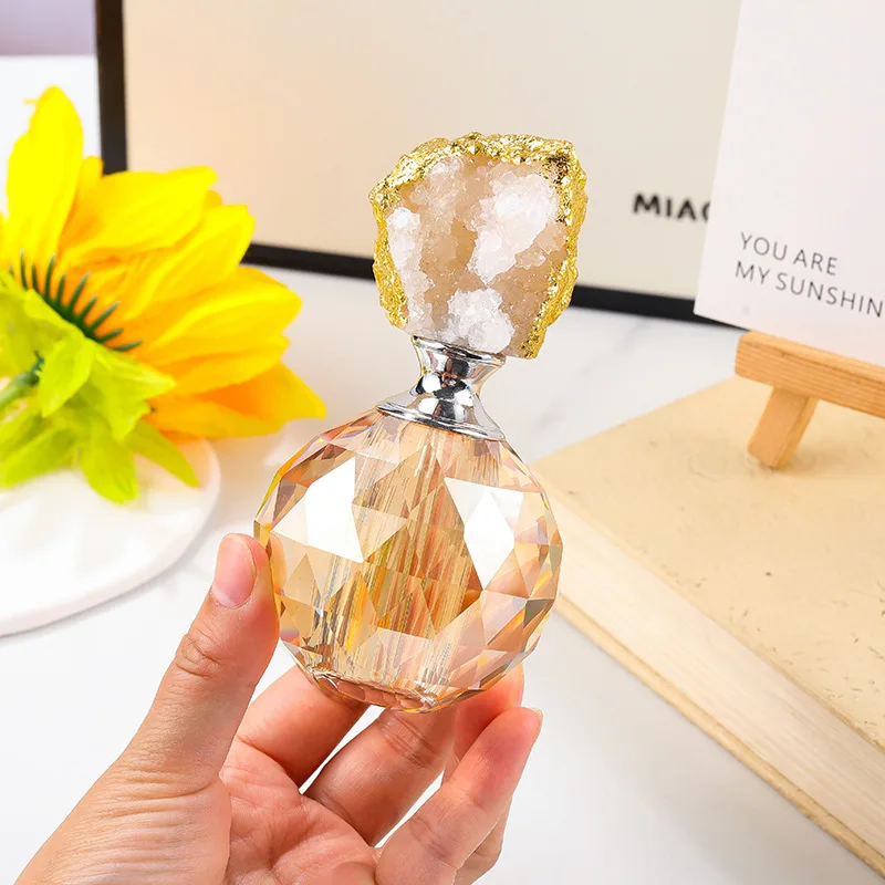 Creatieve polygonale kristallen glazen parfumfles, amberkleurige kristallen agaat parfumfles, luxe decoratieve pot voor thuis, woondecoratie - afbeelding 1