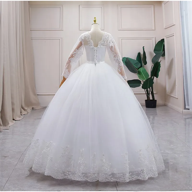 Abito da sposa bianco puro a maniche lunghe Abito da sposa in pizzo con scollo a V profondo Abito da ballo Abiti da sposa classici da principessa personalizzati