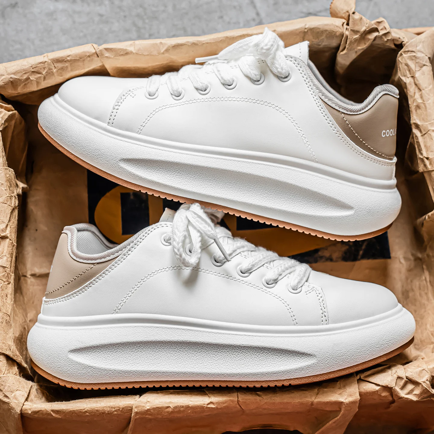 

Classic White Casual Men's and Women's Shoes Non-slip Lightweight Tennis Walking Shoes Men's Outdoor Running Shoes Sneakers