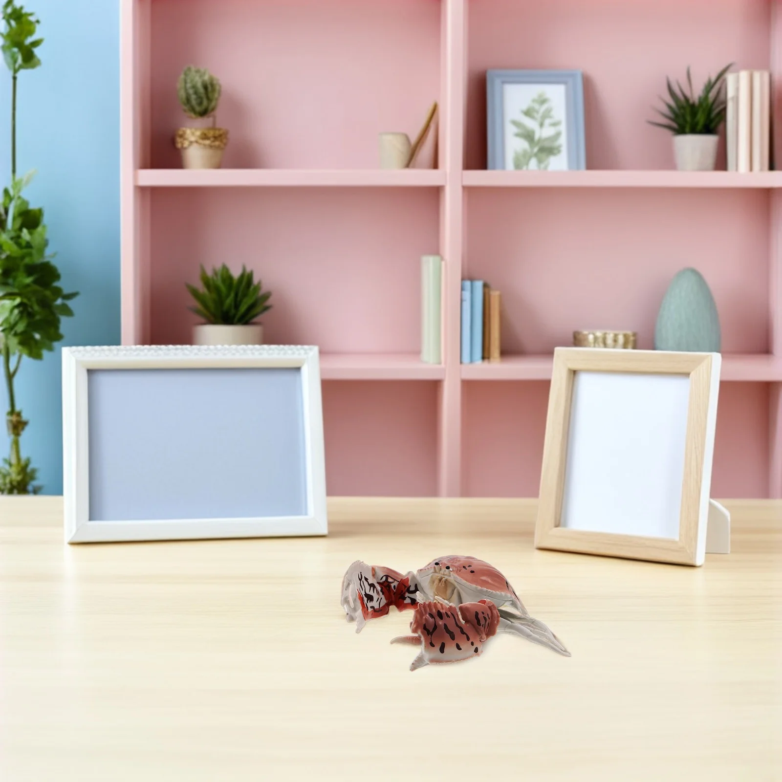 2Pcs Realistic Crab Decor Safe PVC Early Learning Simulated Animal Decoration for Kids Home Classroom Use Crab Decor