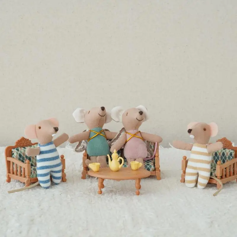 2025 دمية ماوس صغيرة لعبة لعب الأطفال طفل متعدد الحجم ماوس لطيف أفخم دمية اليدوية دمية الوليد هدية