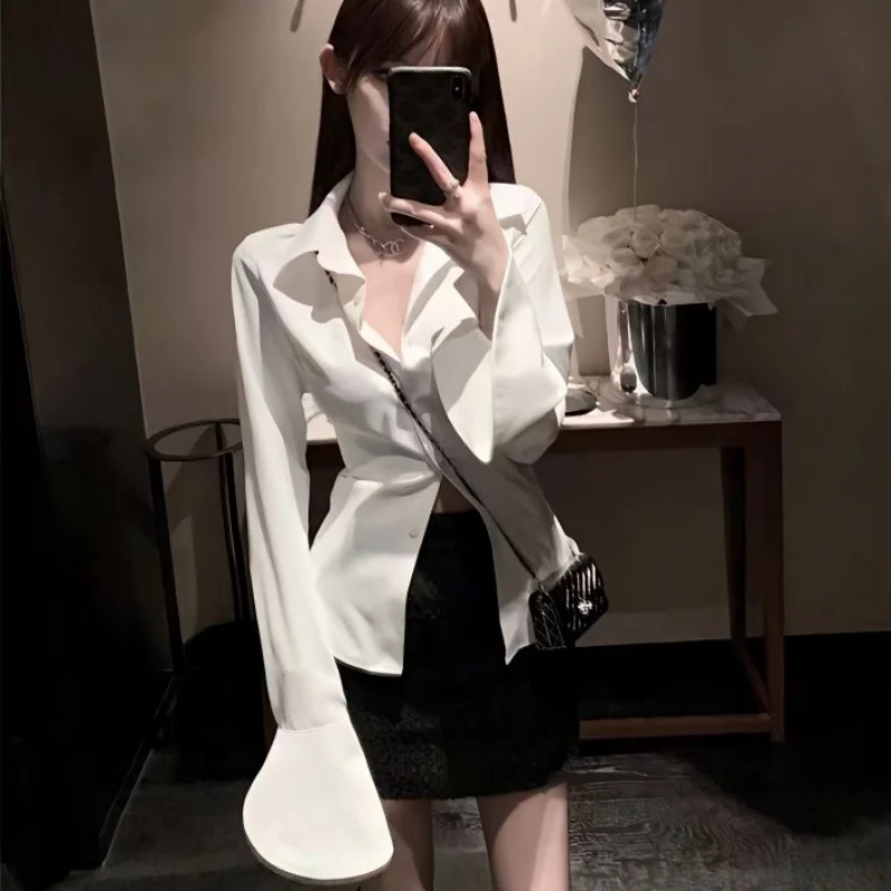 Shirts Women Slim Sexy Lace-up Office Ladies Spring Temperament Flare Sleeve Fashion Korean Style Casual Mature All-match Ins