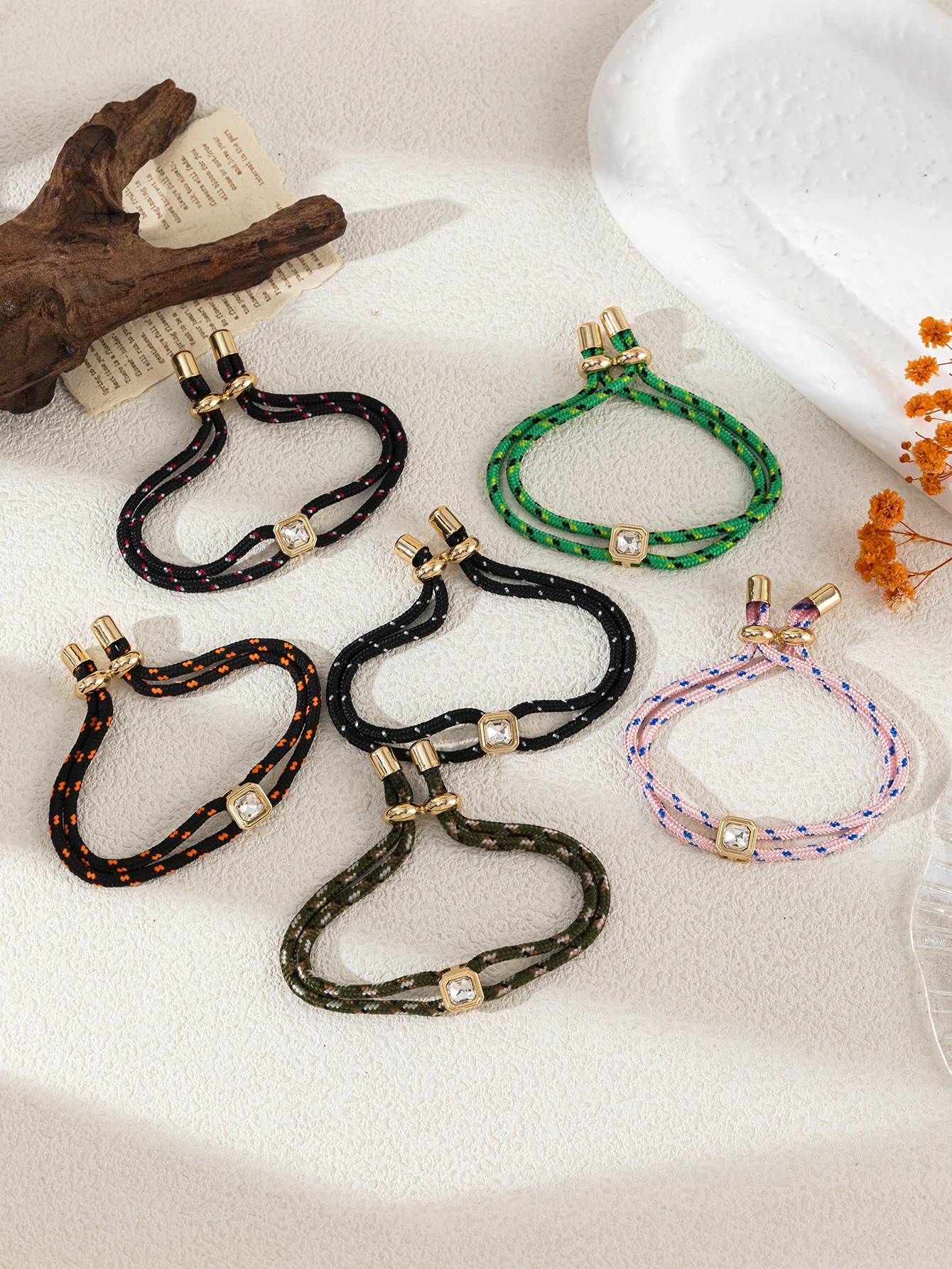 Verstellbares Geflochtenes Seil-Armband Quadratischer Kristall-Charm Gewebtes Schnur-Armband Damen Mode Täglicher Schmuck Geschenk – Detail 5