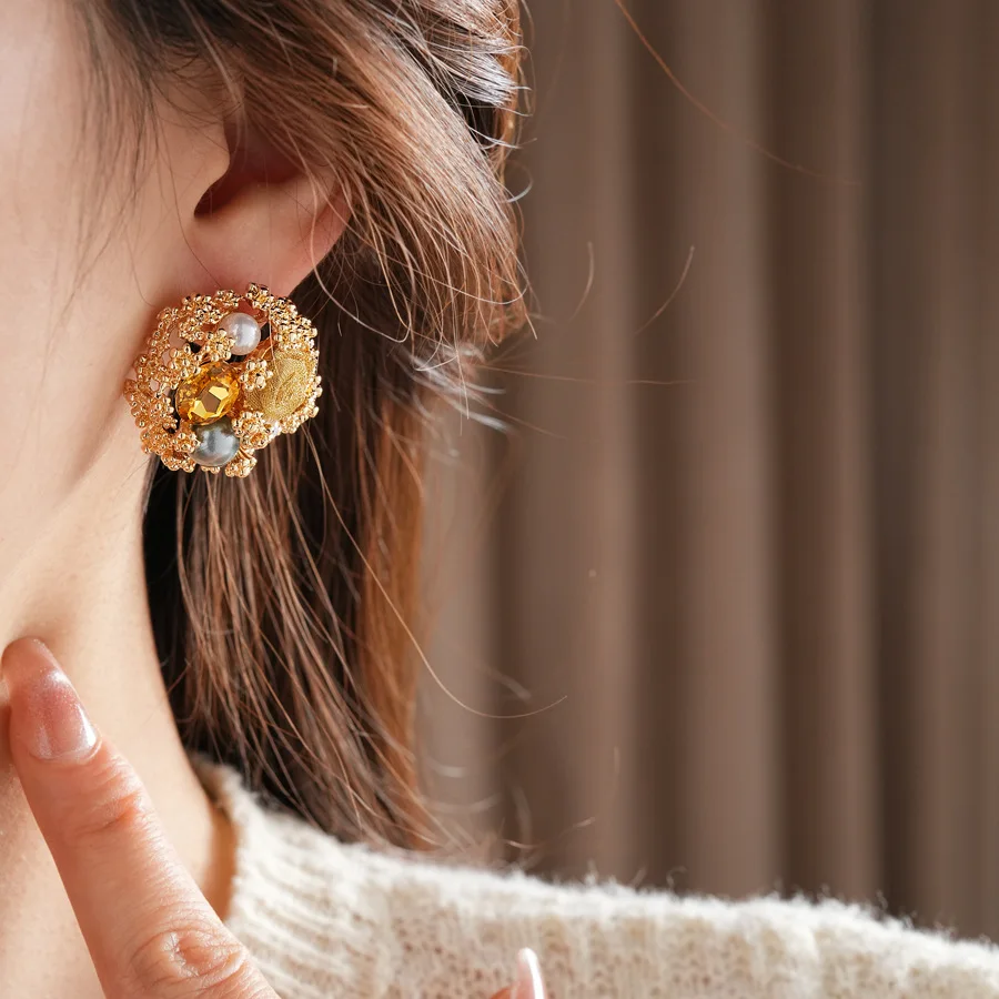 القرون الوسطى خمر الجوف خارج قرط صغير زهري 2026 جديد تقليد اللؤلؤ الأذن ترصيع الراقية الراين مأدبة مجوهرات N1