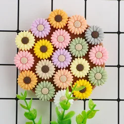 50pcs 20/30mm Mini Daisy Flower leaf Silicone Focal Bead For Jewelry DIY Bracelet Multi Functional Chain Etc Handmade Accessorie