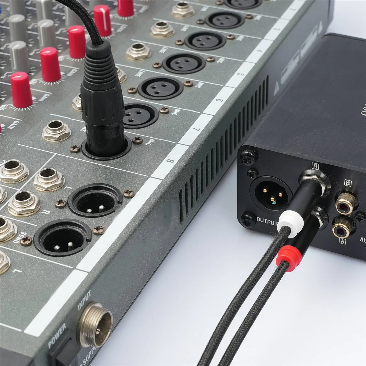 

A17Z XLR Male to Dual 6.35mm Plug Audio Microphone Cable Microphone Cable Adapter Y-Splitter 1m