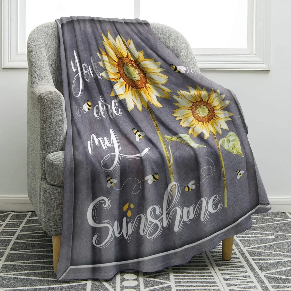 Sunflower Flannel Throw Blanket Yellow Flower Blanket for Bed Sofa Couch Warm Lightweight Super Soft Birthday Festival Gifts