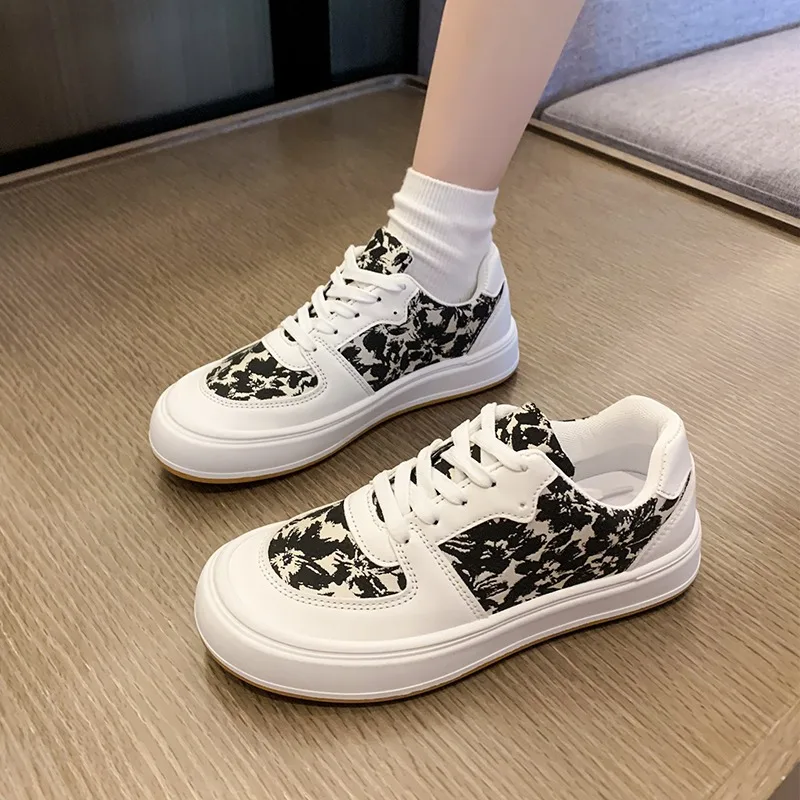 Famous Brand Design Women's Casual Sneakers 2024 Spring Autumn Fashion Print Decoration Lightweight Comfortable Low-top Sneakers