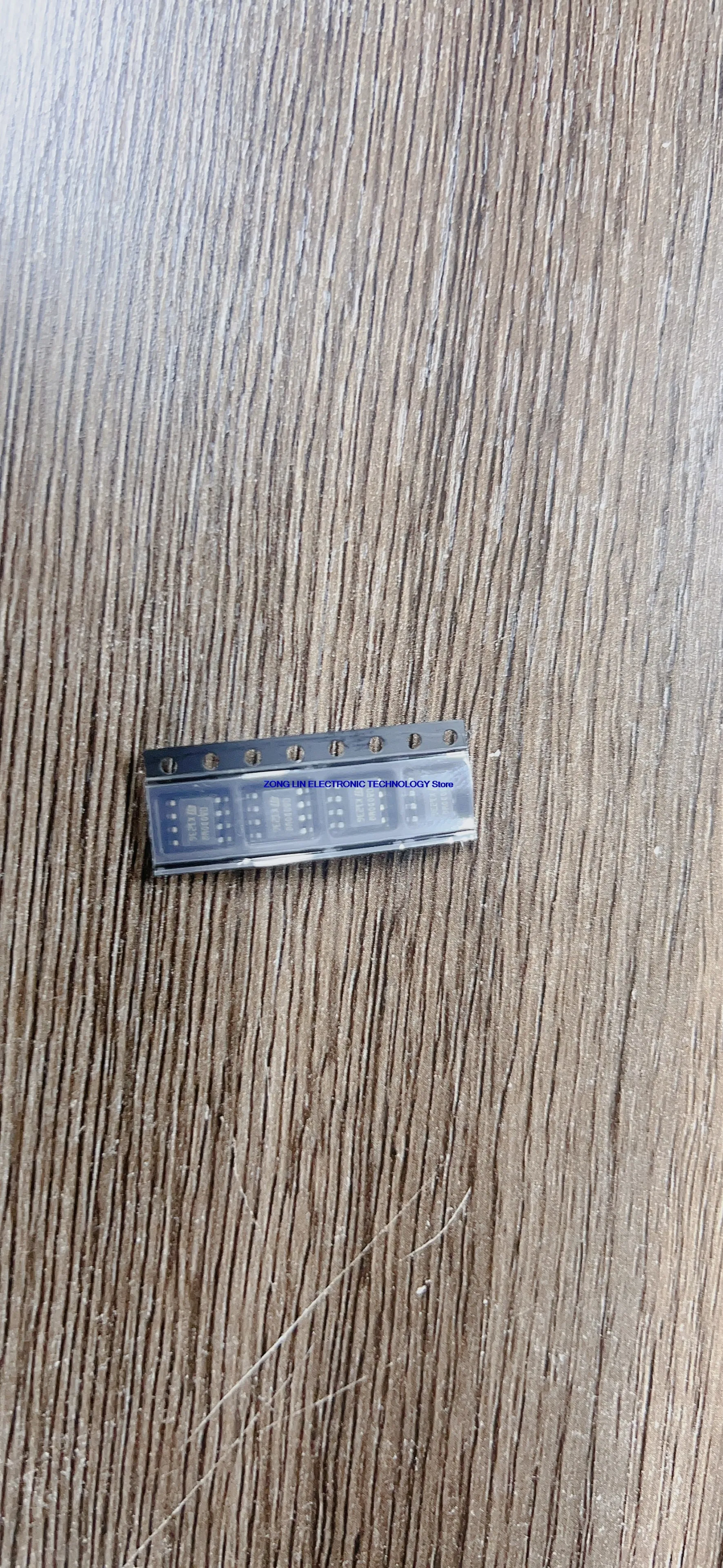 M35080 080DOWQ 080DOWT SOP8 Automotive Meter Adjustment IC Meter Modification Chip Original Stock Available for   1PCS-1lot