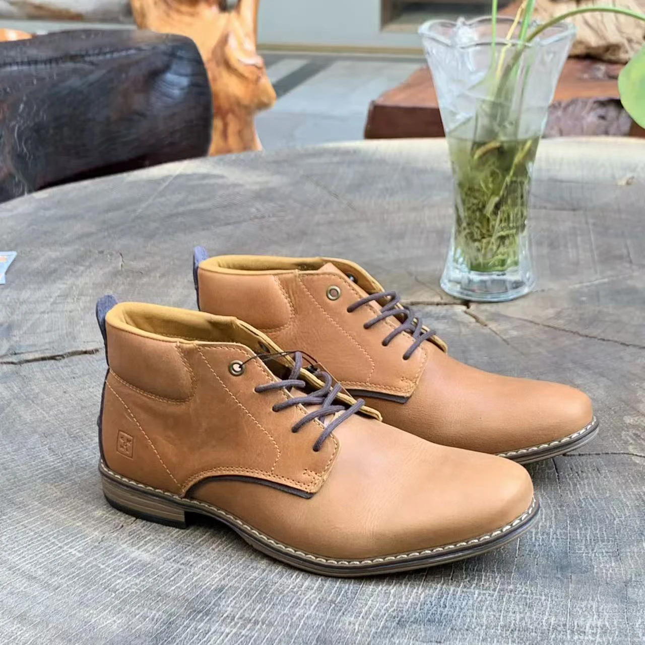 

Brand Men High-top Leather Boots Classic Chelsea Boots Lace Up Pointe End Ankle Boot Men's Business Dress Boots Botas Masculinas