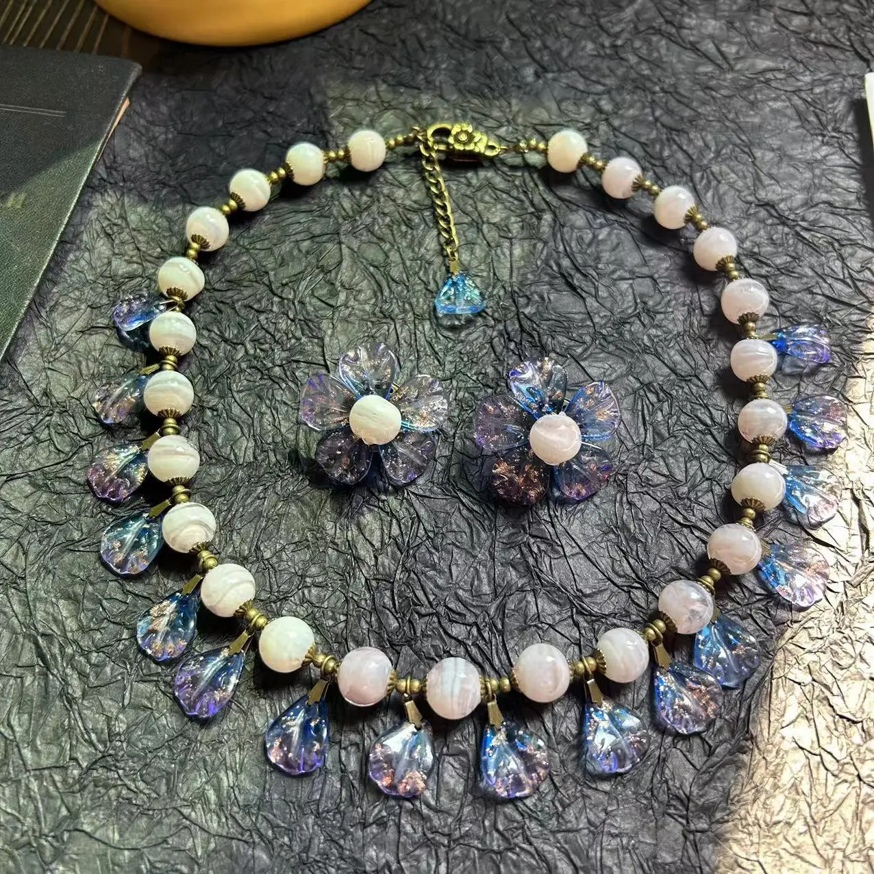 

Винтажное стеклянное цветочное ожерелье из Европы и Америки, зажимы для ушей, серьги-гвоздики, модный комплект украшений для женщин