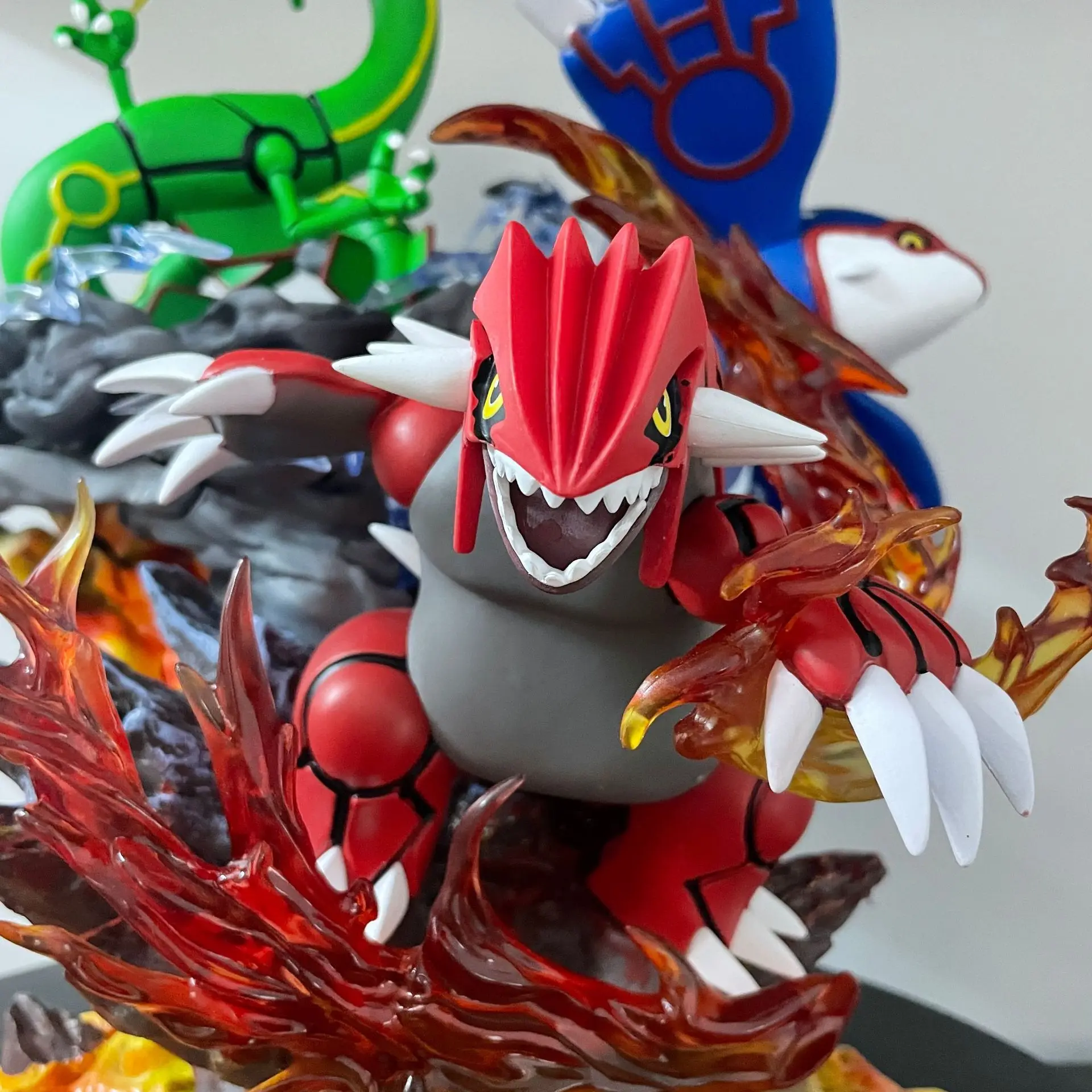 อะนิเมะ Pokemon รูป Hoenn Region 382 Kyogre 383 Groudon 384 Rayquaza Action Figure ตุ๊กตารวบรวมชุดโต๊ะของเล่นตกแต่งของขวัญ