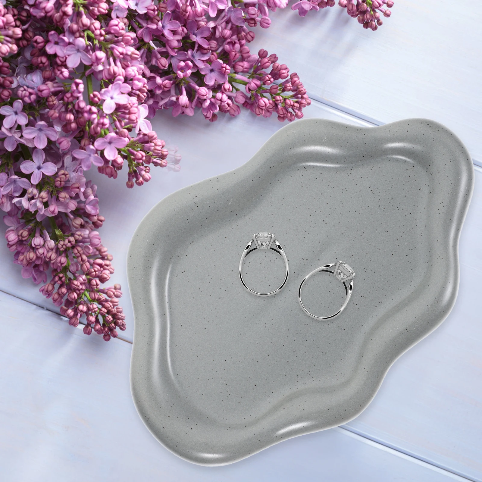 

Ceramic Cloud Shape Jewelry Tray Decorative Trinket Plate Earring Ring Holder Desktop Storage Organizer Vanity Dish Key
