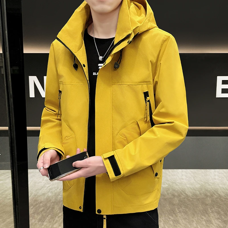 

Men's outerwear 2025 new spring and autumn season jacket men's charging men's hooded windbreaker men's fashion trend