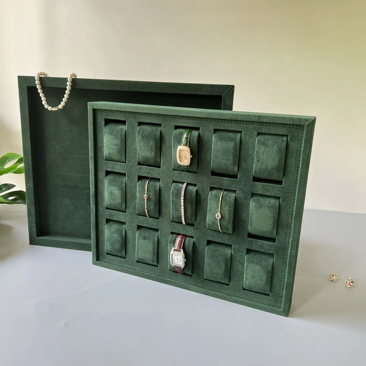 

New Jewelry Display Panel Tray Stand with Green Brown Gray 15 Grids 18 Grids 24 Grids Jewelry Plate Panel Display Stand