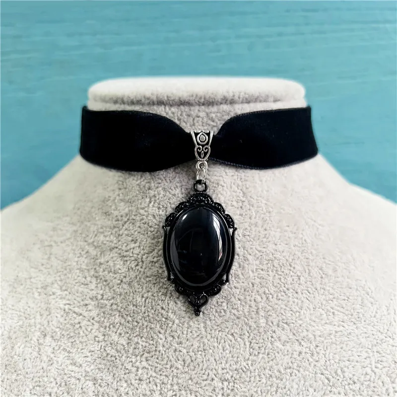 Vintage Gothic Witch Blood Red Pendant Necklace Women Black Creative Punk Chocker Personalised Jewelry Accessory Wholesale