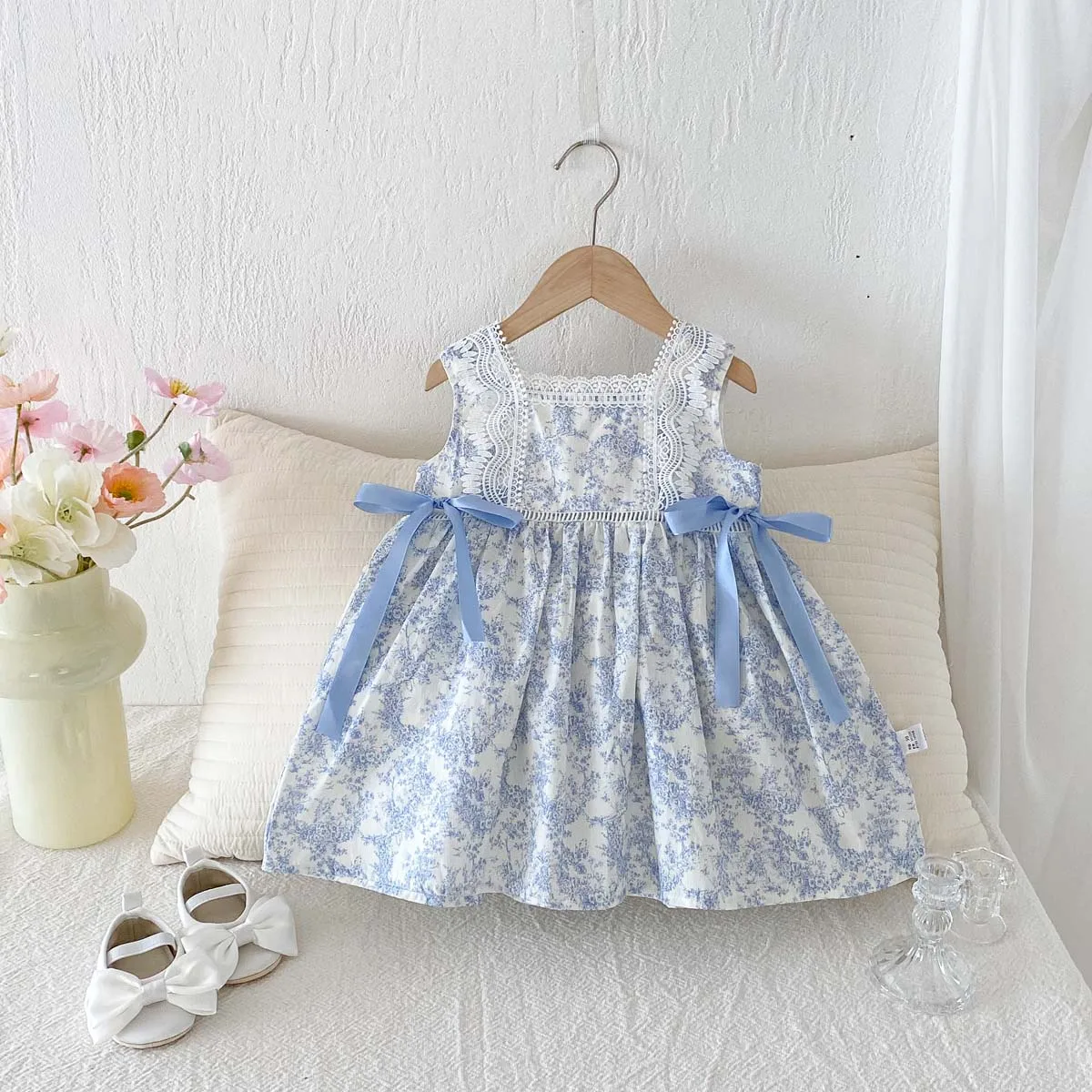 girls korean style summer sweet cute floral bow sleeveless dress, girls bow lace vest dress, very suitable for going out to wear