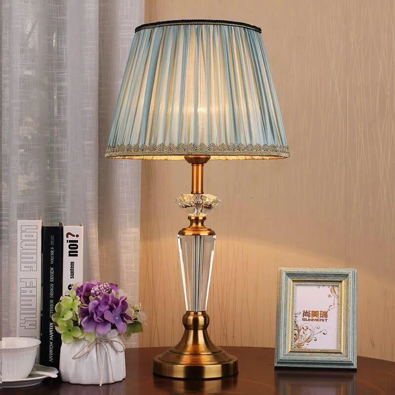 

Modern Minimalist Light Luxury Crystal LED Table Lamp Warm Cozy Bedside for Bedroom Living Room Home Decor Girls