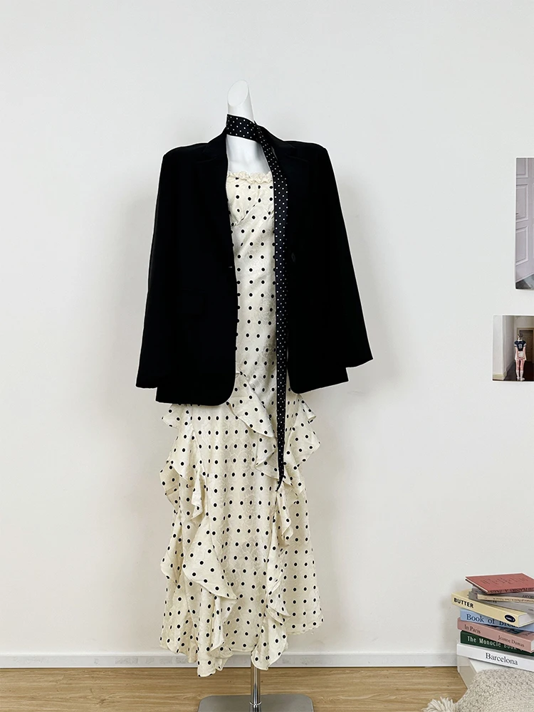 

Повседневный женский костюм: пиджак и длинная юбка в горошек, весна 2026, новинка, асимметричный дизайн, для офиса, модный комплект, стандартный крой