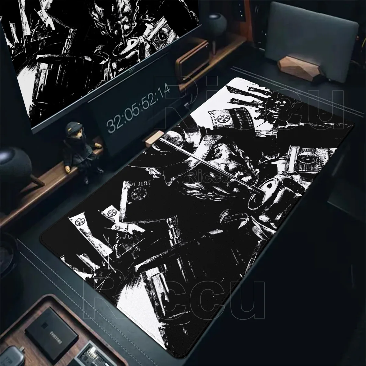 

Ghost of Tsushima Mousepad Black & White Warrior Keyboard Expansion Pad Samurai PC Gaming Nonslip Japanese Mat Gamer Accessories