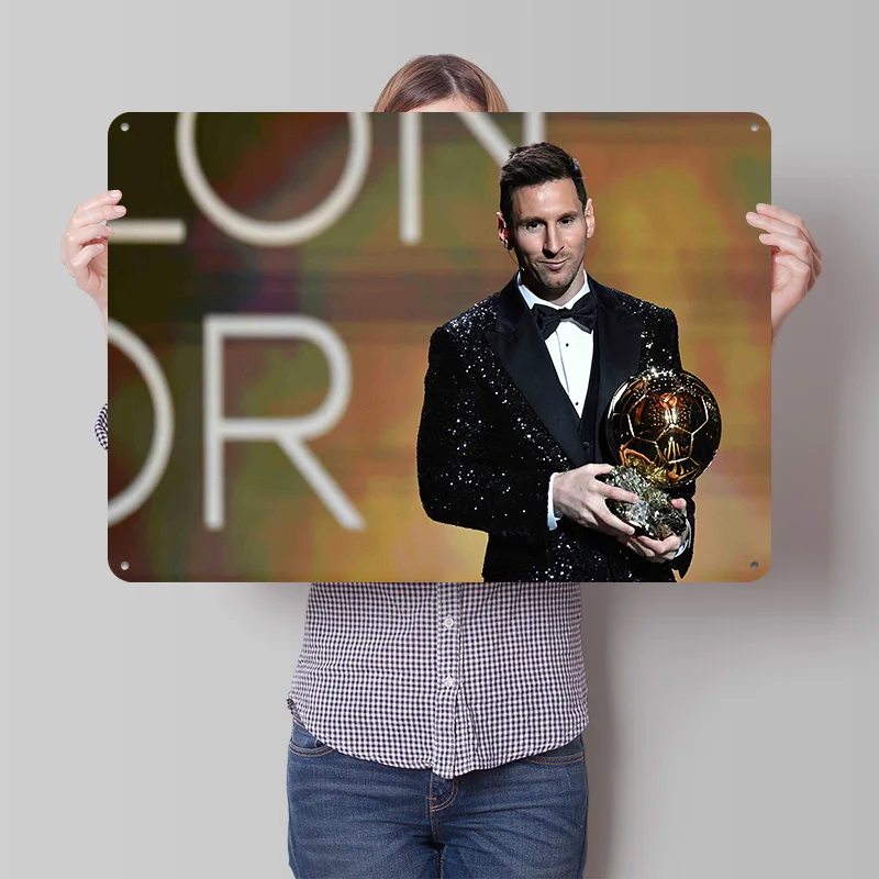 Lionel Andrés Messi Football Tinplate Poster Custom Wall Art Vintage Metal Signs Retro Tin Plaque for Room Ornaments Home Decor