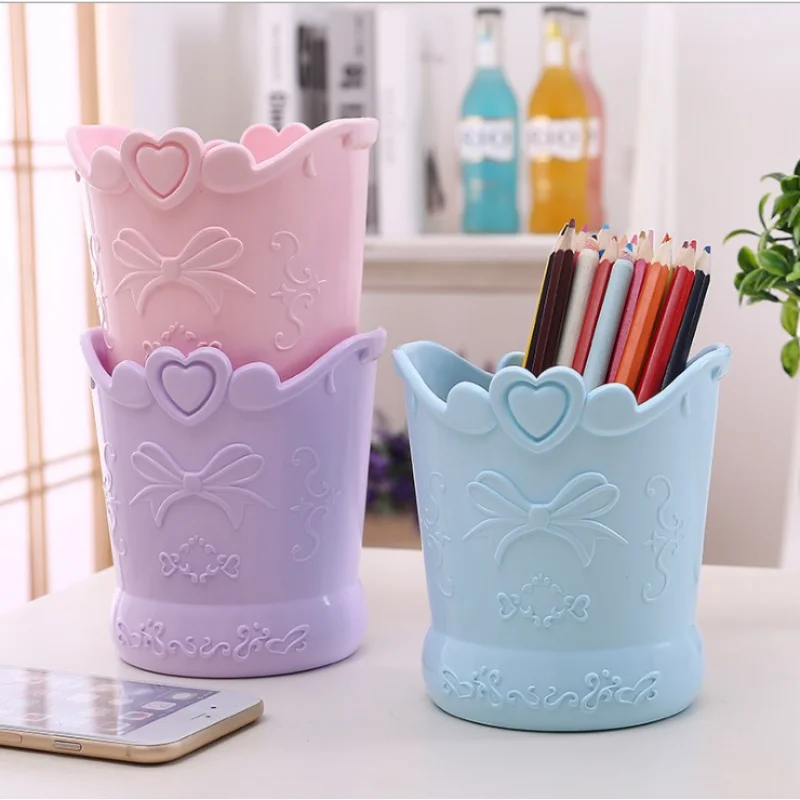 Creative retro stereo Rose Butterfly, large capacity cosmetic cylinder storage box 12.5*10.7cm