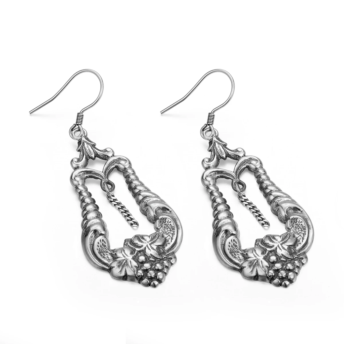 Vintage 925 Sterling Silver Drop Earrings Retro Grape Carved Hollow Dangle for Women Victorian Style Antique Silver Jewelry Gift