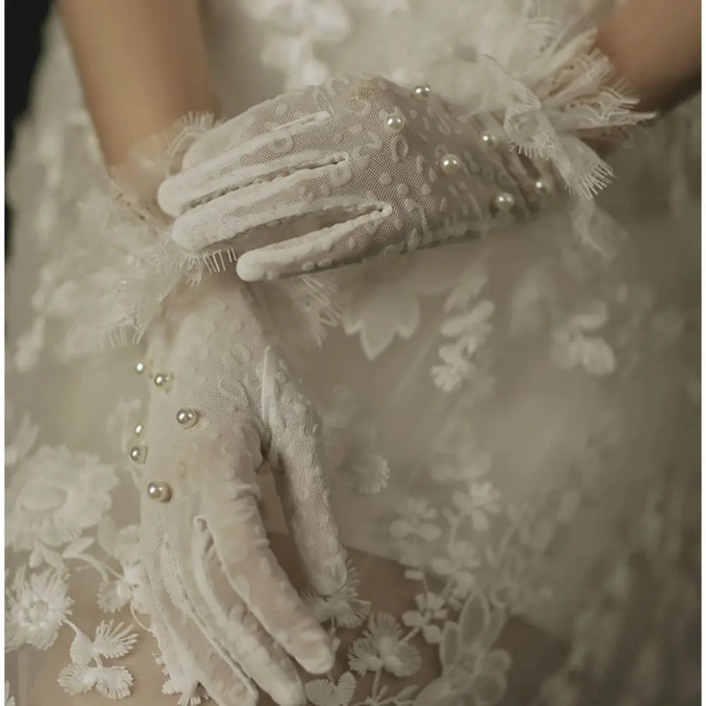 Wedding Bridal Gloves Lace Clothing Gloves Bridal Gown Mittens Gloves Mesh Bow Pearl Short Lace Gloves Wedding Accessories