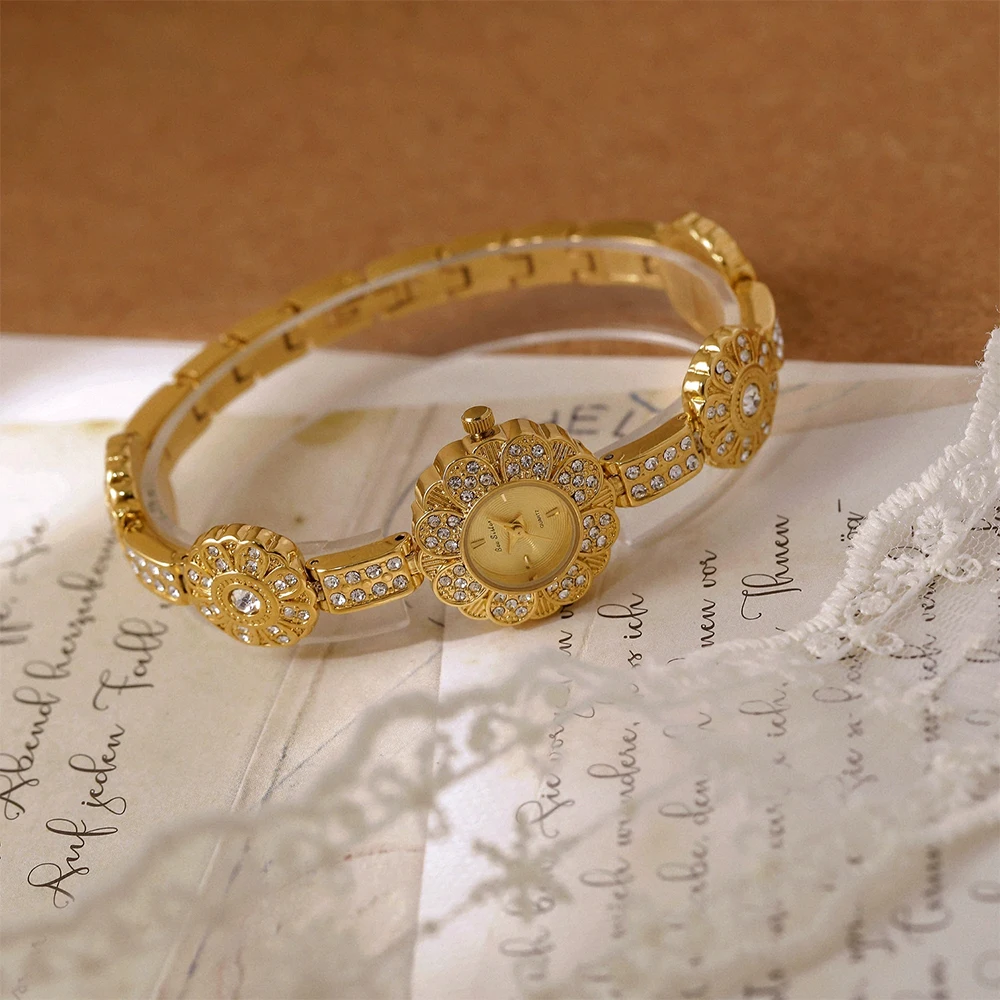 蜂姉妹フラワーブレスレットクォーツ時計女性高品質絶妙な高級ヴィンテージエレガントな女性の腕時計新しい