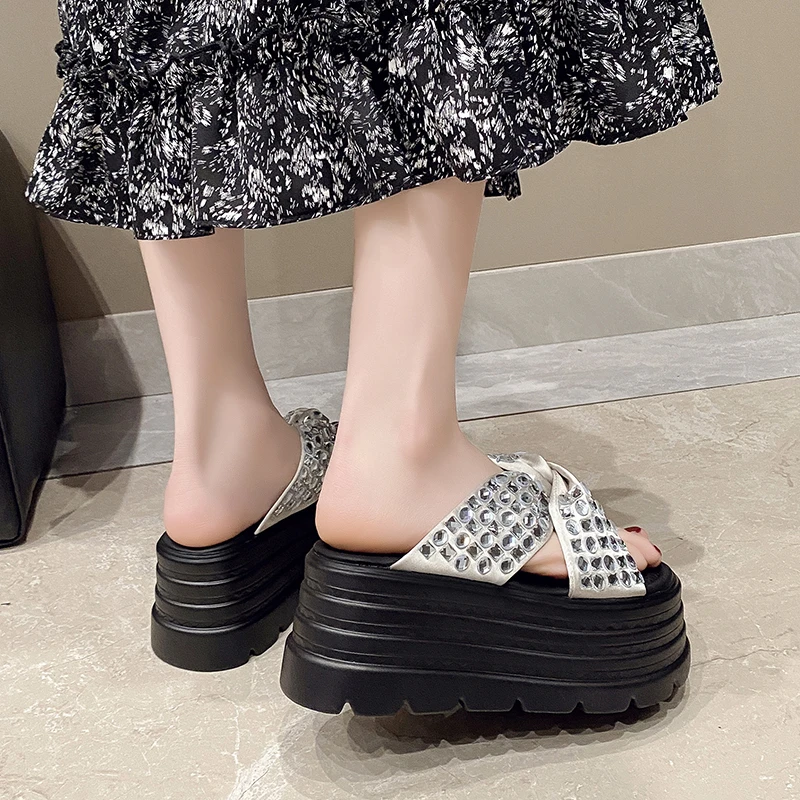 Summer Rhinestone Slippers Women\'s Chunky Sandals Fashion Women 8CM Wedges Platform Shoes Woman Open Toe Flats Beach Flip Flops