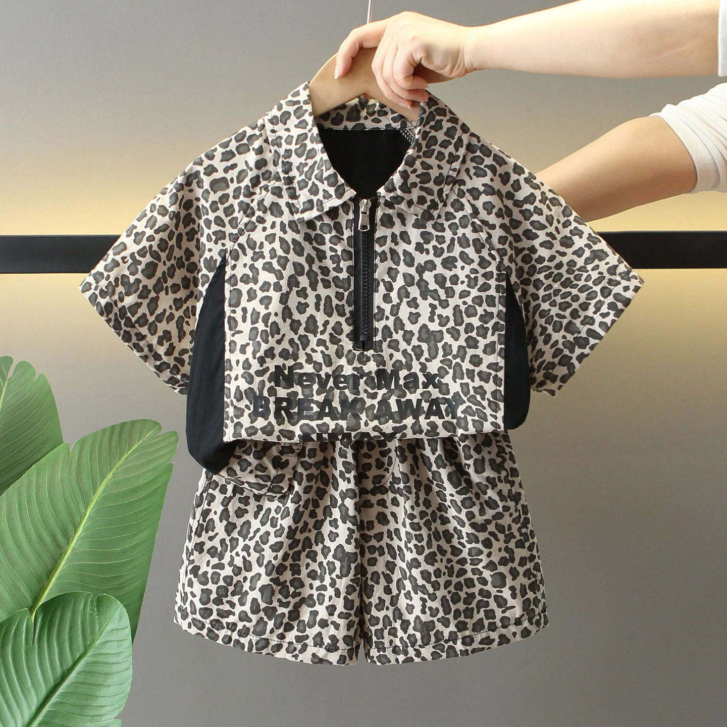 Boys' summer leopard print short sleeved set new fashion kids Korean version shirt two-piece set trendy brand clothes for 2-6yrs
