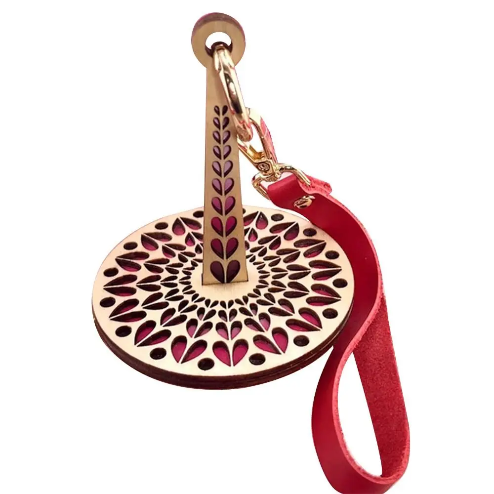 Wood Portable Wrist Yarn Holder with Leather Wrist Strap Yarn Storage Yarn Ball Holder Prevent Yarn Tangling Knitting