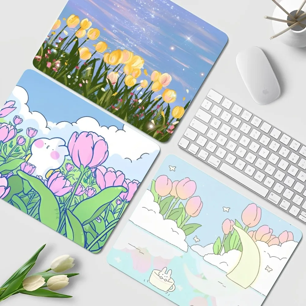 

Kawaii Pink flower Rubber Small Desktop Desk Mat Kawaii Gaming Accessories Students Writing Pad for PC Mouse Carpet