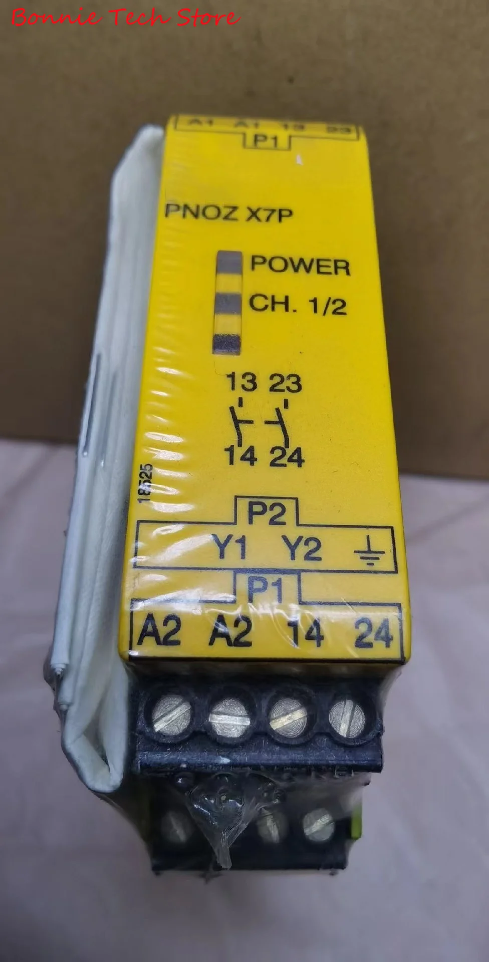 777056 for PILZ Safety relay (standalone), PNOZ X7P 230-240VAC 2n/o