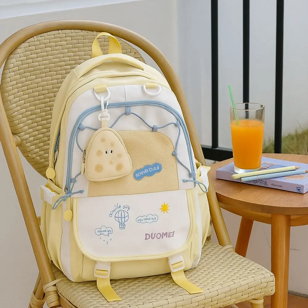 حقيبة ظهر نسائية عملية ذات سعة كبيرة وأشرطة قابلة للتعديل معكرون حقيبة مدرسية كرتونية مع محفظة للعملات المعدنية حقائب سفر يوميًا